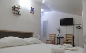 Peric Rooms
